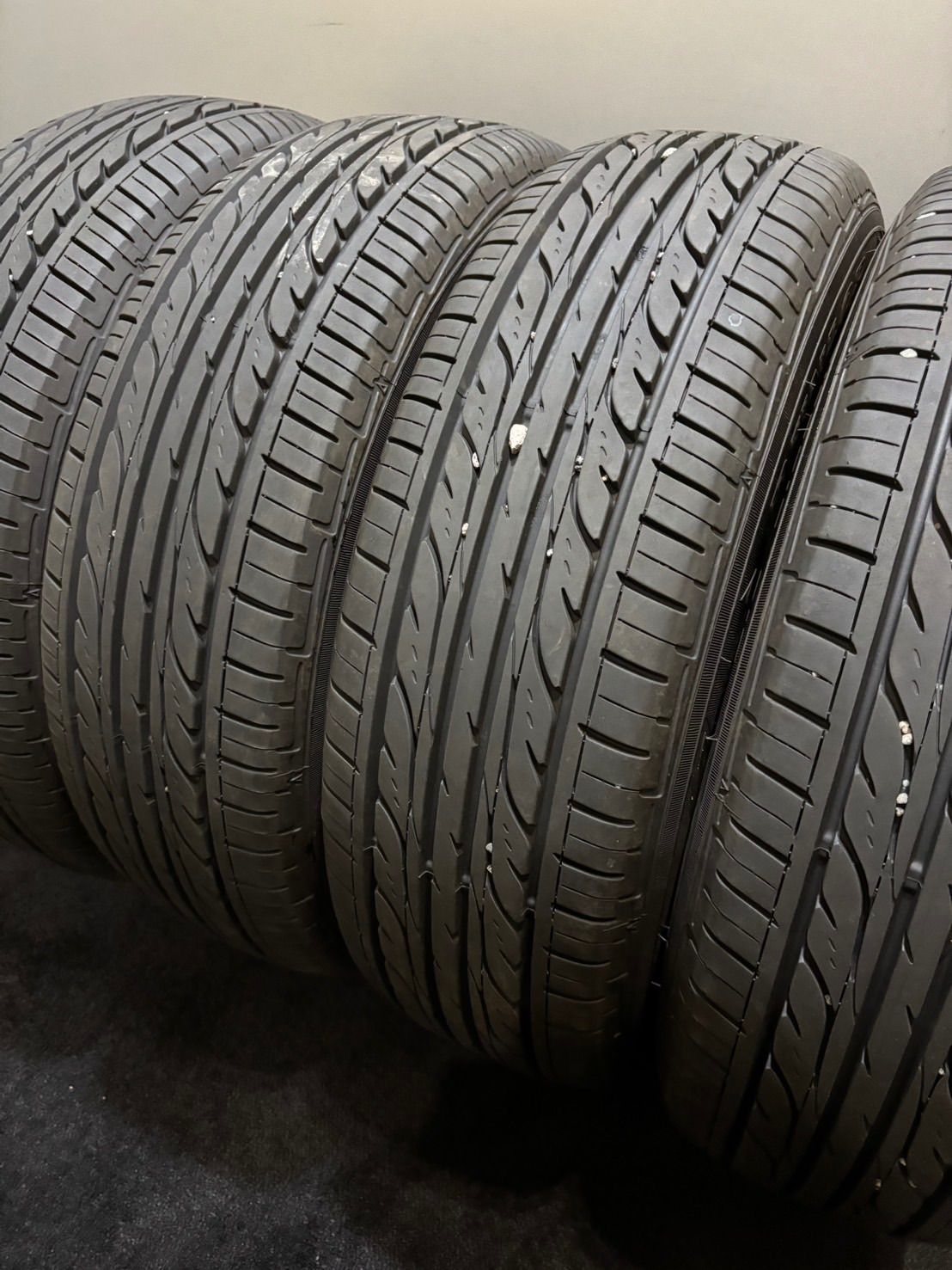 195|65R15 DUNLOP|EC202 夏タイヤ サマータイヤ 4本 ダンロップ ノア ヴォクシー プリウス 3-J333