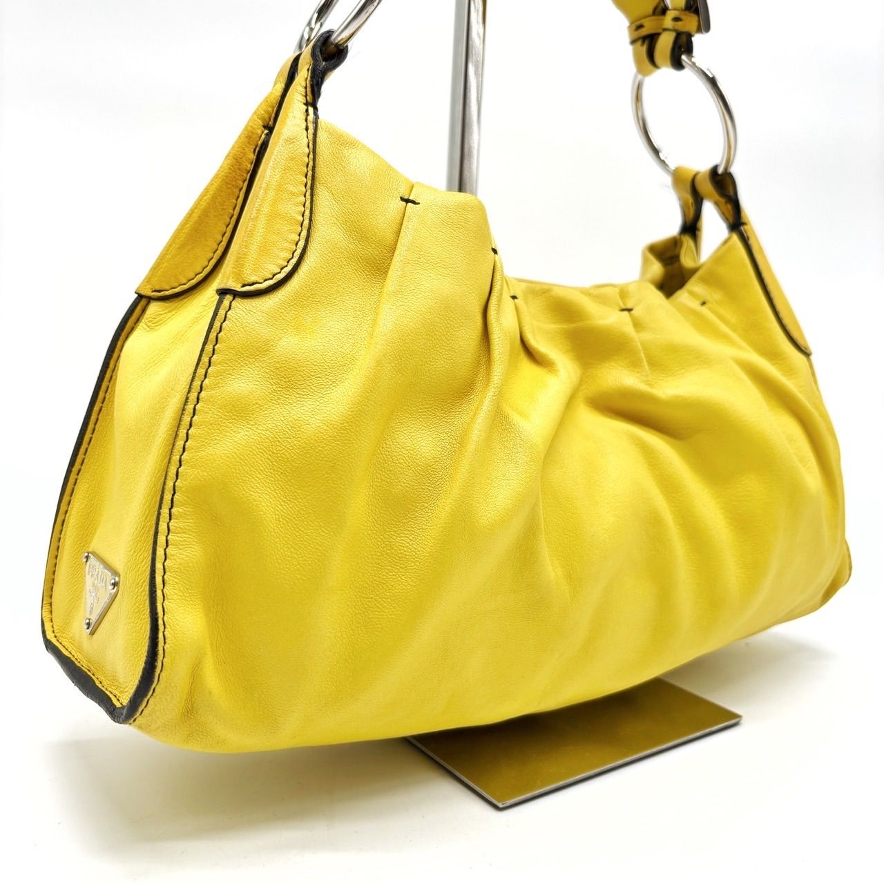 プラダ ギャザー ナイロン ポーチ ハンドバッグ イエロー Y04494 PRADA プラダ 2way ナッパ レザー ハンドバッグ イエロー レディース