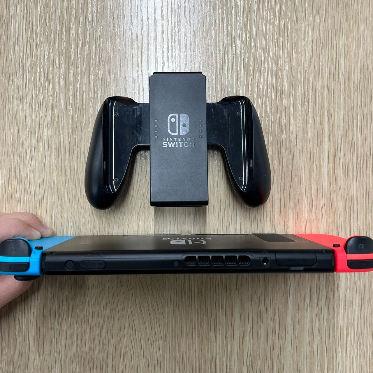 中古美品】Nintendo Switch （スイッチ）本体 - メルカリ