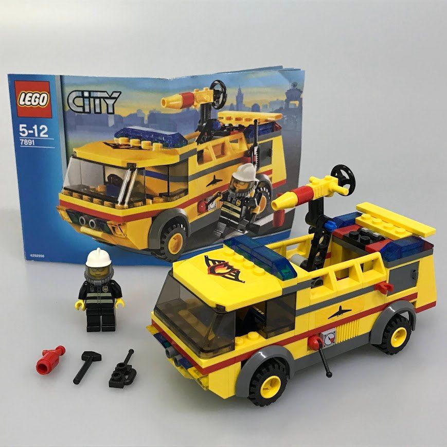 正規品 LEGO レゴ 街シリーズ 7241 7891 消防車 エアポート消防