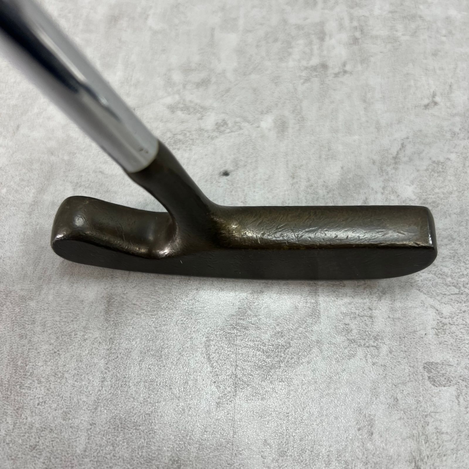 Acushnet　アクシネット　BULLS　EYE　ブルズアイ　メンズゴルフパター　スチール　右利き用　PT　センター　ピン型　34インチ　約462g Acushnet アクシネット BULLS EYE ブルズアイ メンズゴルフ