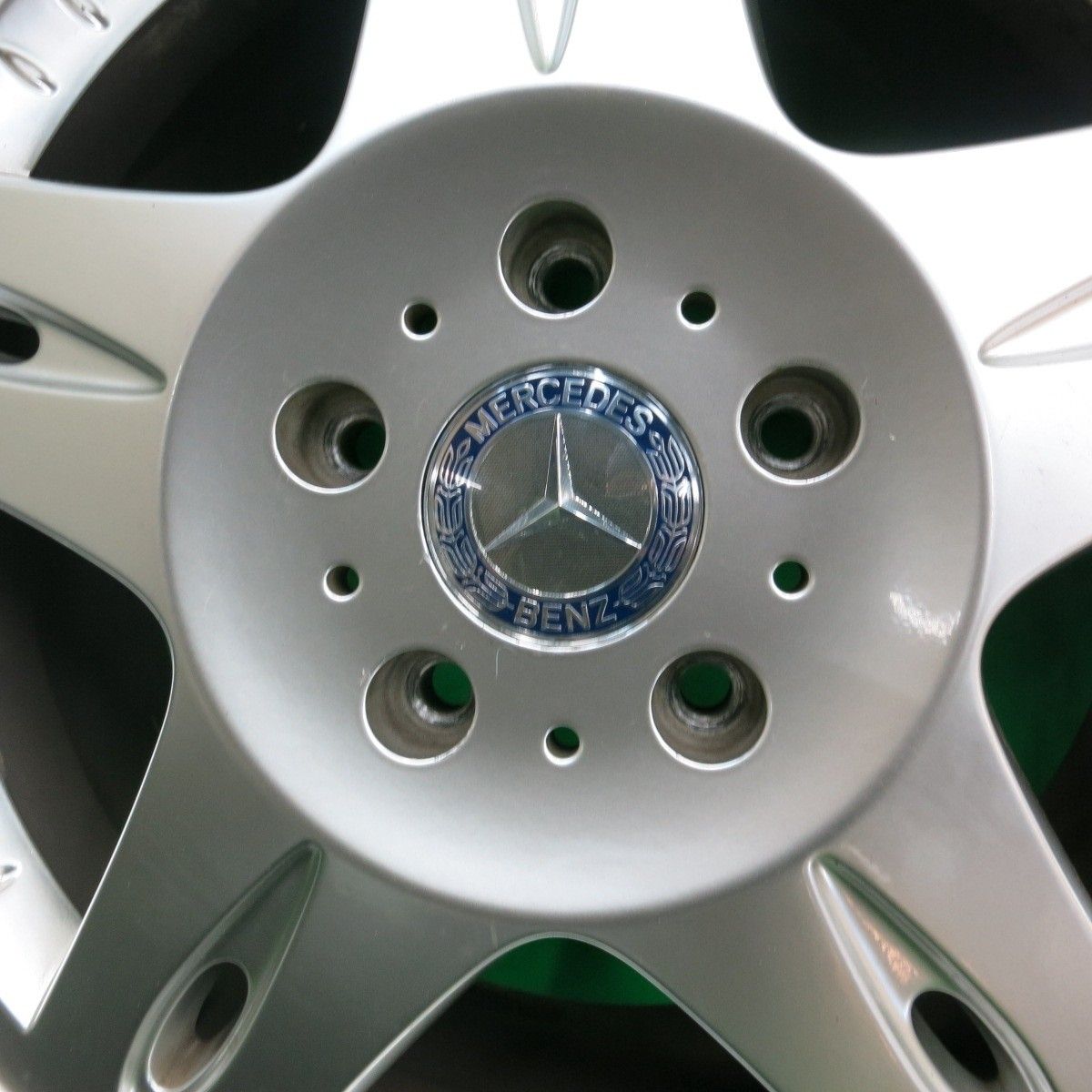 【熱い販売】 バリ溝 9.5分 ベンツ Gクラス ゲレンデ W463 純正 265 60R18 スタッドレス ダンロップ グラントレック SJ7 18インチ PCD130 5H 4051403ナス クラシックな