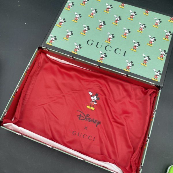 G0117I51 未使用 GUCCI グッチ セカンドバッグ クラッチバッグ ミニGG