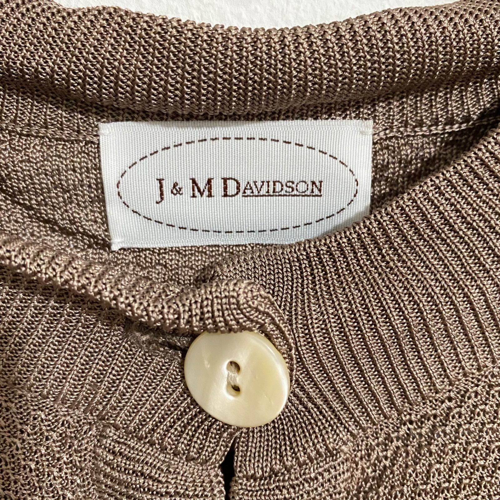 J&M DAVIDSON ジェイアンドエムデヴィッドソン 丸襟カーディガン トップス ニット 長袖 ラグランスリーブ 薄手 モカ レディース ワンサイズ