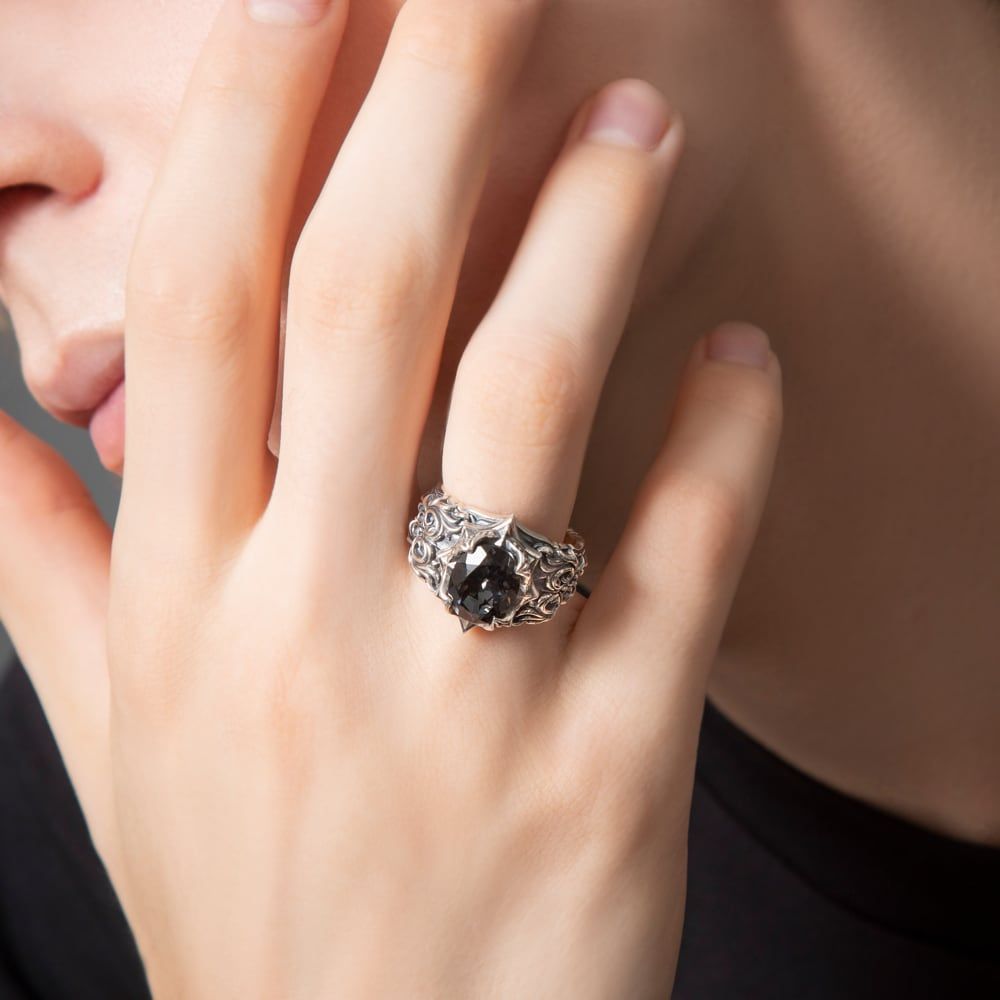 ブラックナイトリング アルテミスクラシック