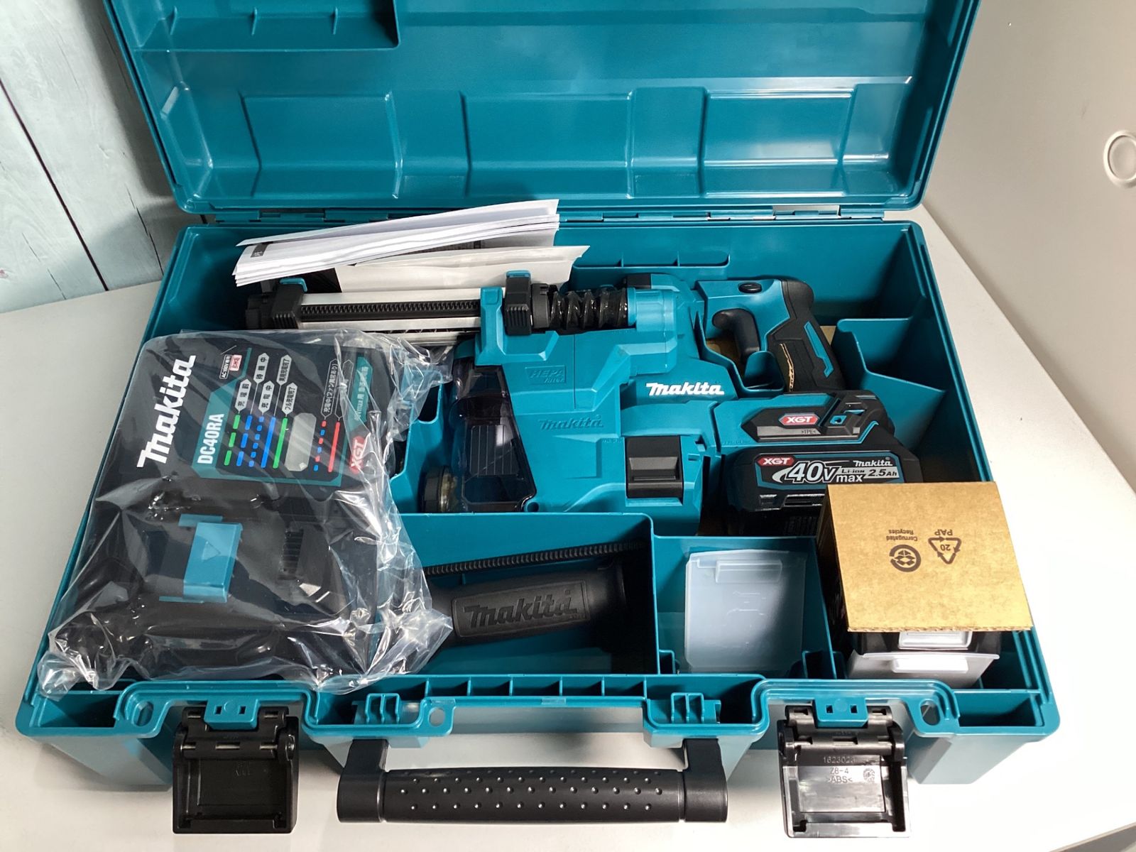 マキタ makita コードレスハンマドリル HR010GRDXV