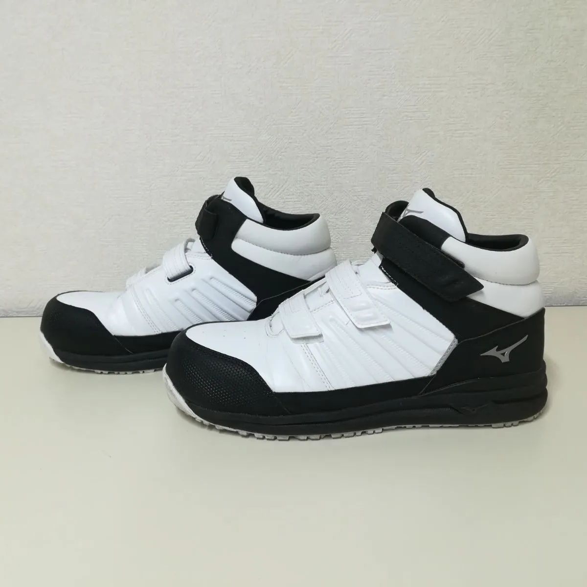 MIZUNO / ミズノ 安全靴 F1GA220501 白×黒 ハイカット 中古 送料無料 