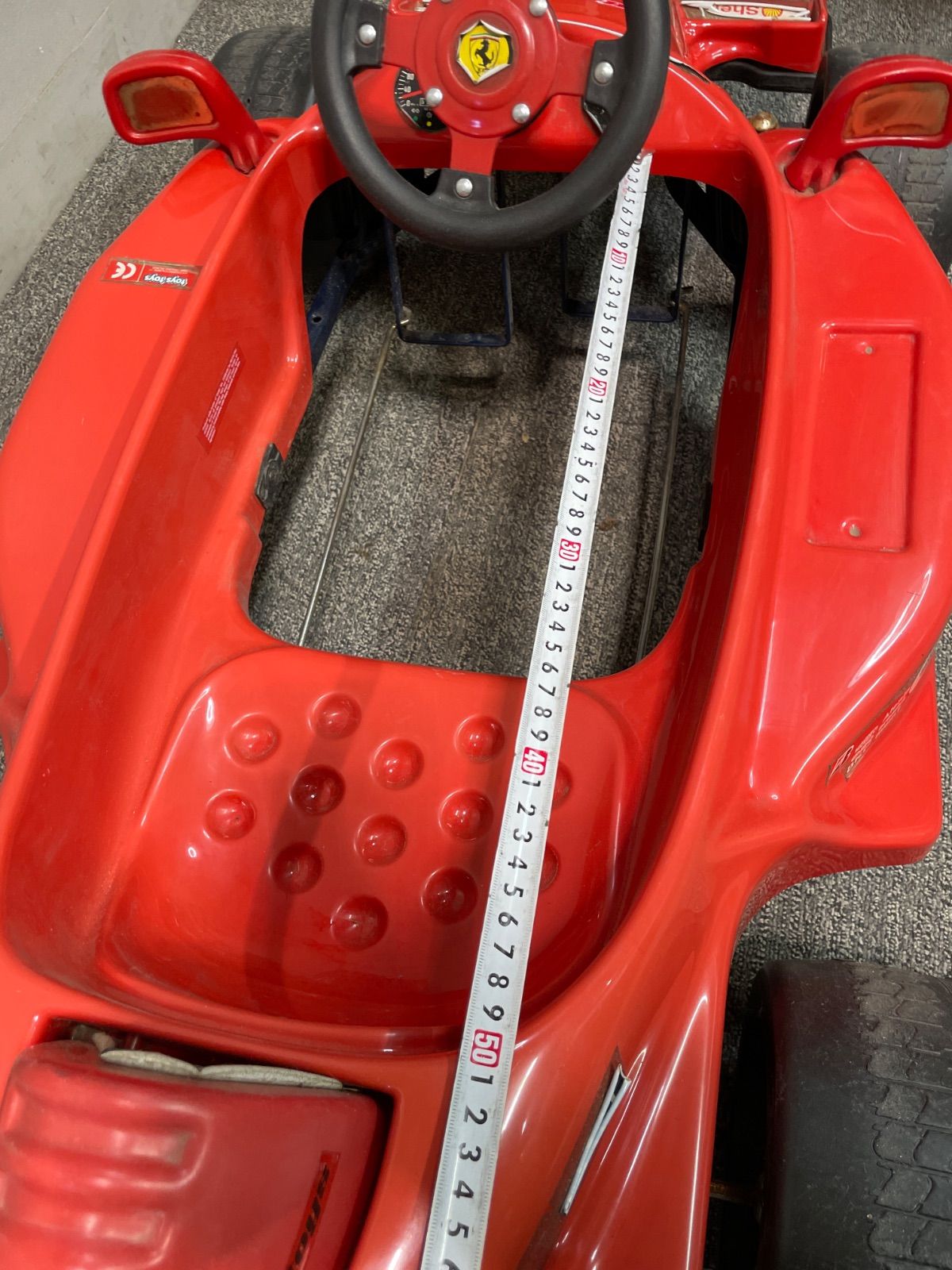 乗用玩具　フェラーリ　ペダルカー　No.2 ♭ ペダルカー フェラーリ F1 乗用玩具 - メルカリ