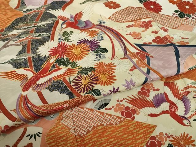 平和屋着物▽豪華振袖 駒刺繍 鳳凰花文 黒地 金彩 正絹 逸品