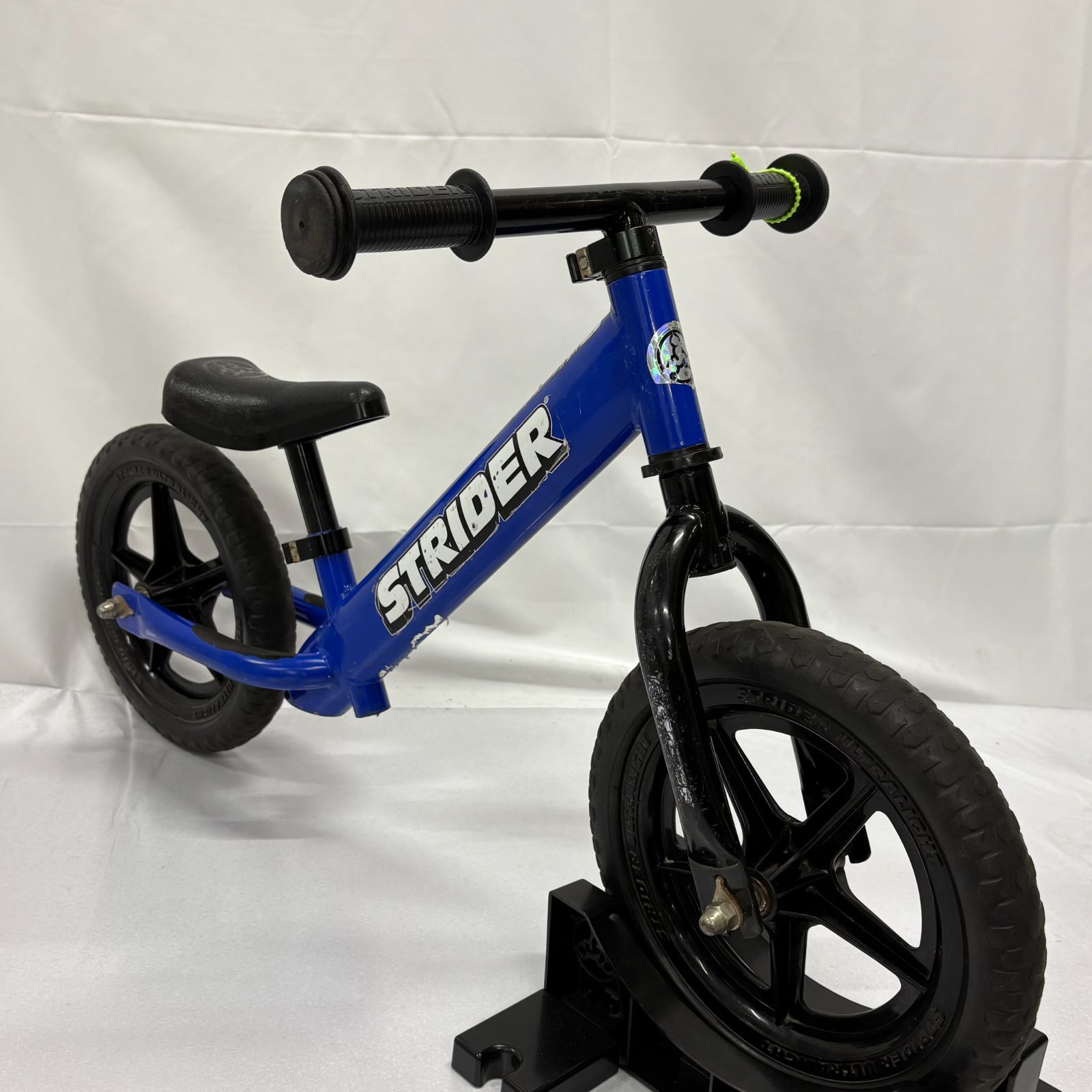 自転車 ストライダー クラシック 12インチ ブルー バランスバイク STRIDER