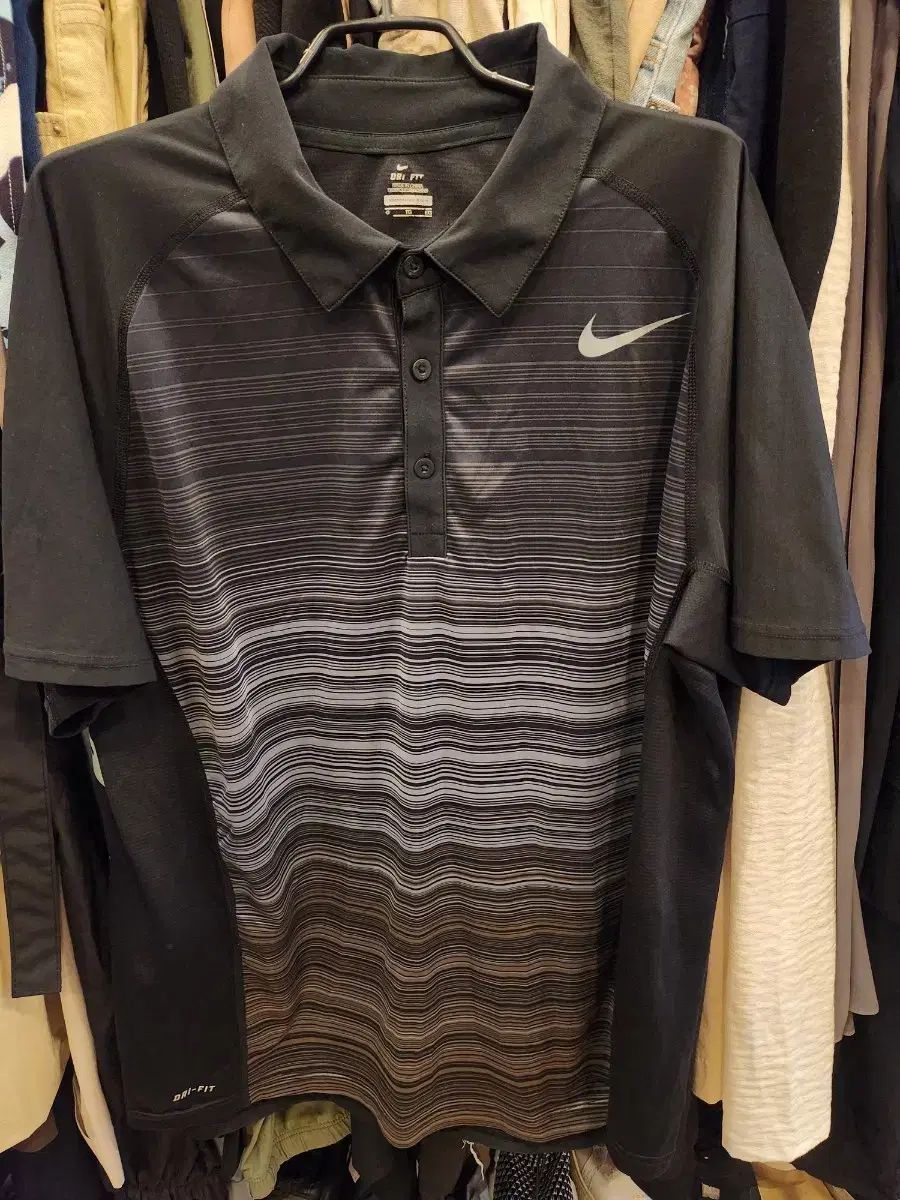【限定セール，本物保証】 Nike(ナイキ） ドライフィット 黒 ポロ XL Tシャツ
