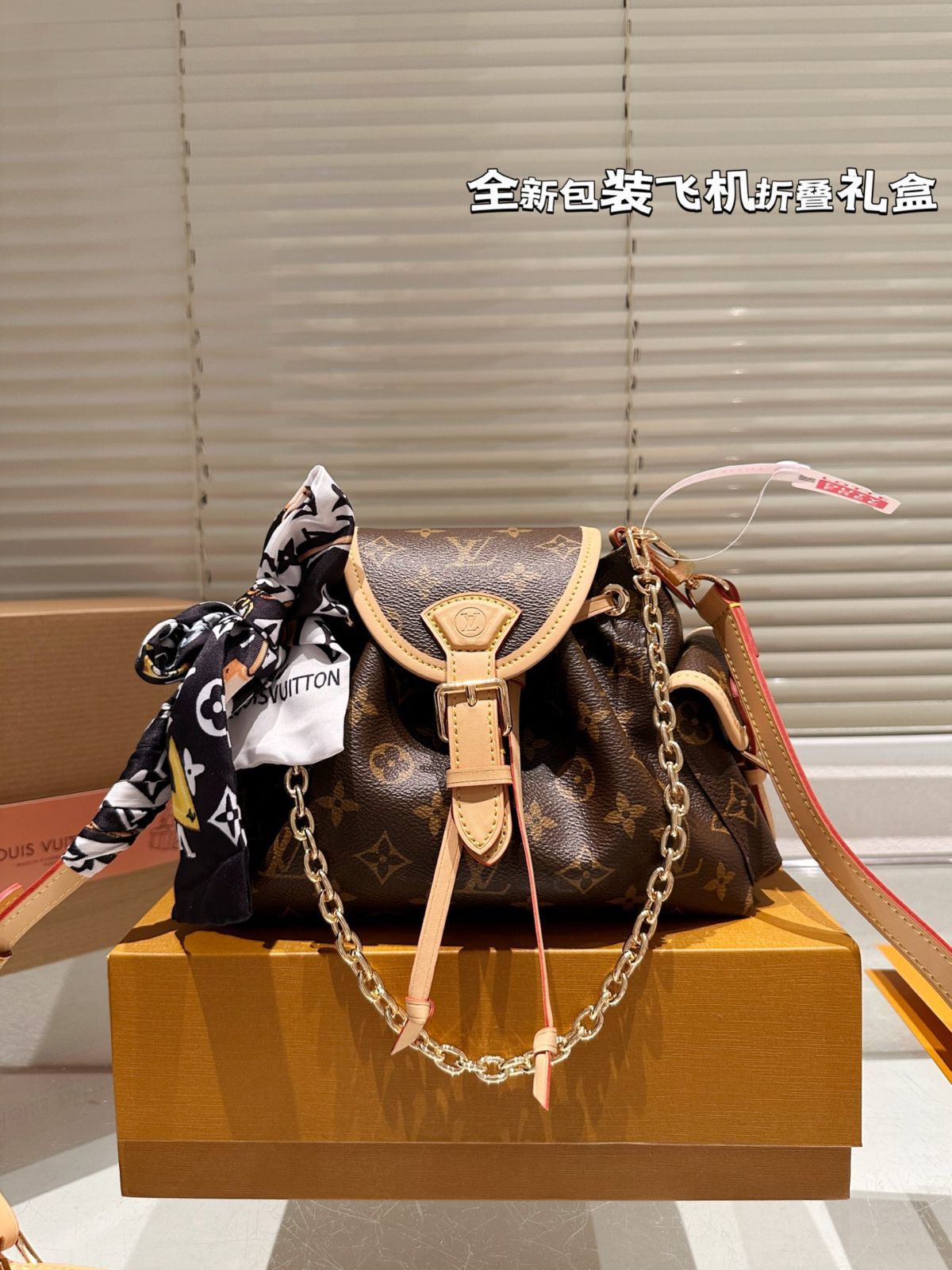 PRADA （未使用同等）超綺麗ショルダーバッグ