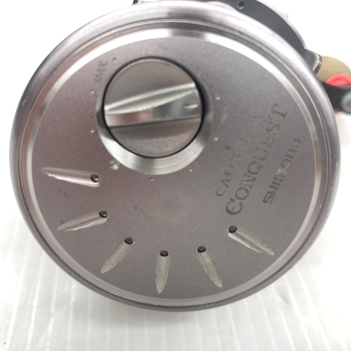 SHIMANO - σσ【中古】SHIMANO シマノ ベイトリール 09カルカッタコンクエスト 201DC キズ有 程度BC オフセットハンドル付き 02282 やや傷や汚れあり σσ SHIMANO シマノ ベイトリール 09カルカッタコンクエスト