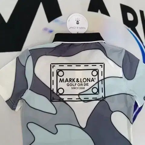 マークアンドロナ