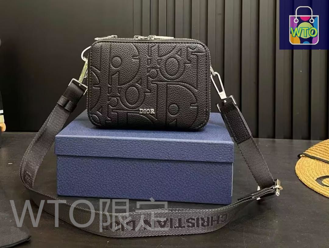 DIOR デイオール ショルダーバッグ 即購入不可 - メルカリ