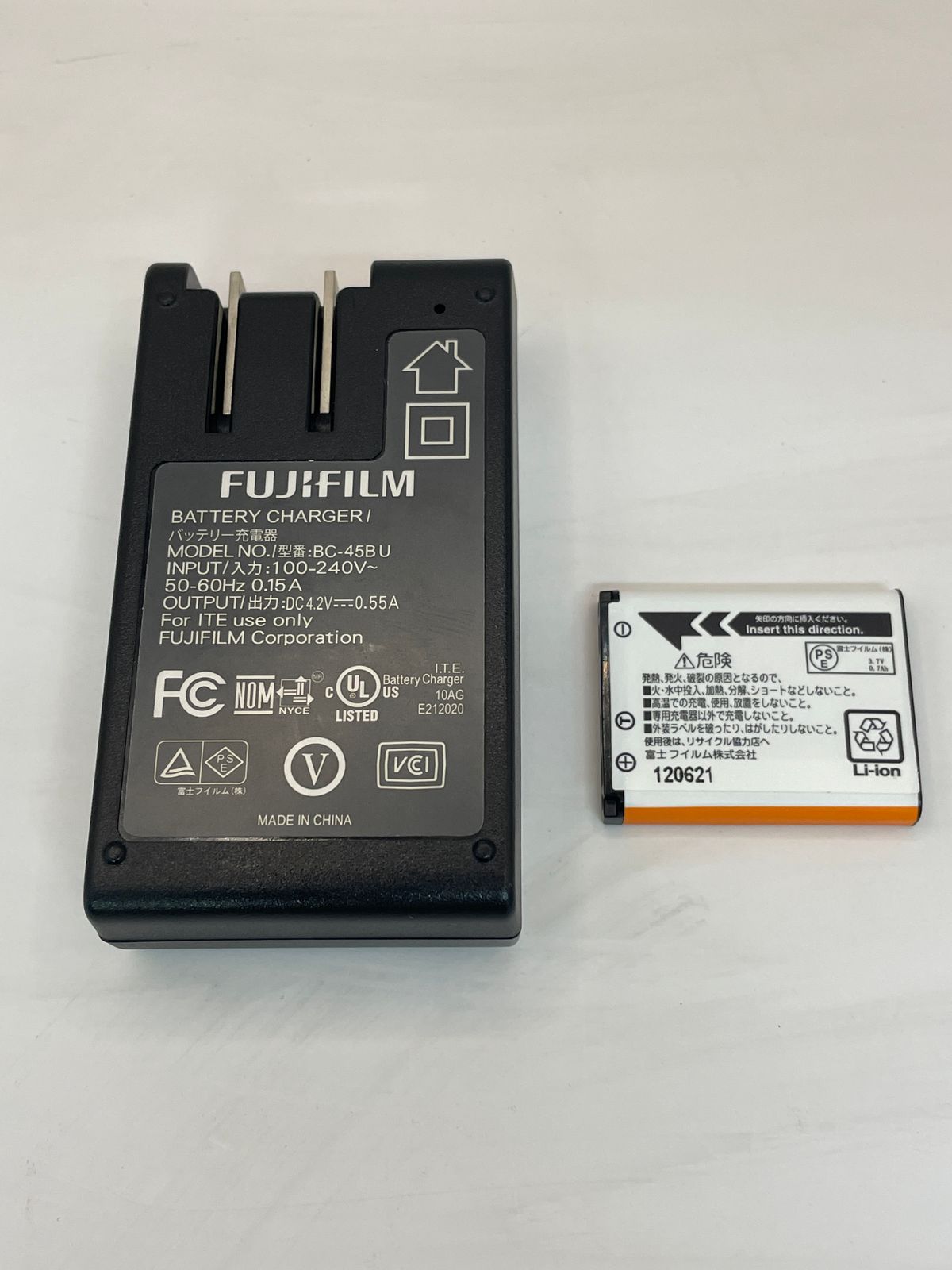 動作確認済み】 富士フイルム FUJIFILM FINEPIX JZ250 デジカメ