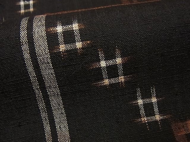 【超絶逸品】●国指定さ重要無形文化財●【久米島紬】●天然染料●手引真綿●紬● 平和屋1□極上 国指定重要無形文化財 本場久米島紬 宇久本カメ作