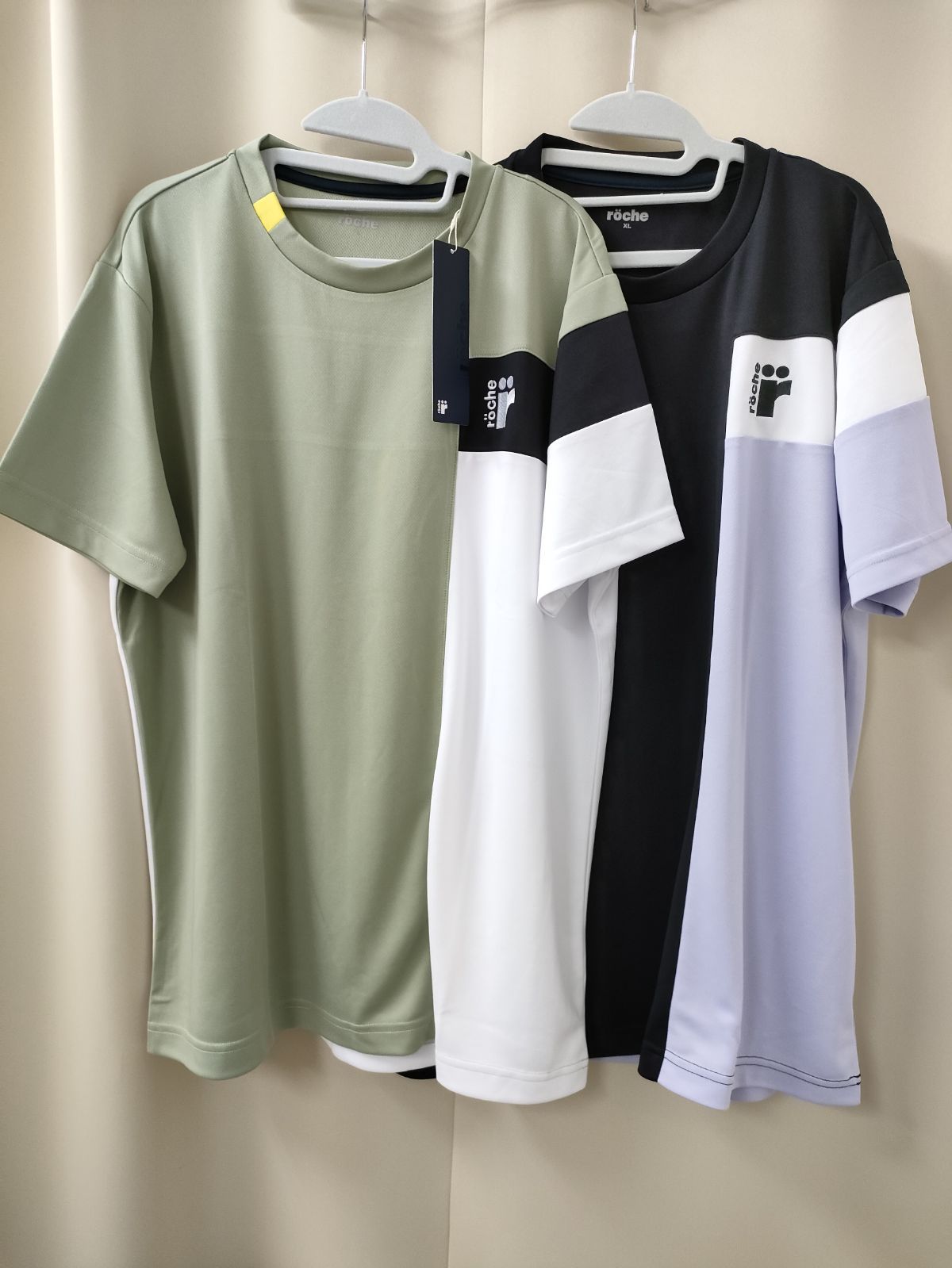 新品タグ付き／完売サイズ　 ローチェ　ゲームシャツ ネイビー　テニス ヨネックス YONEX ヨネックス YONEX テニス メンズゲームシャツ