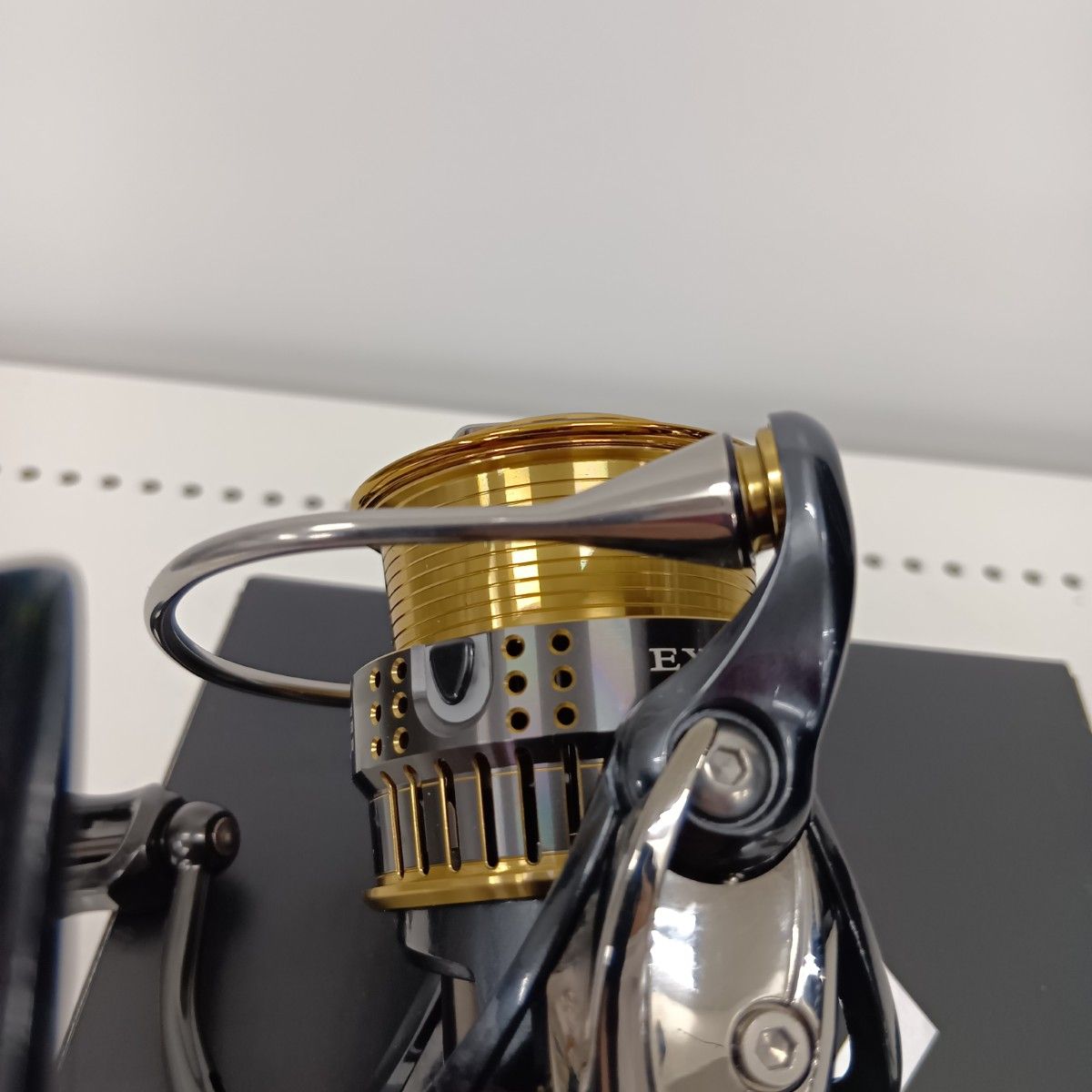 DAIWA ダイワ 055615 スピニングリール 15イグジスト 2505F-H