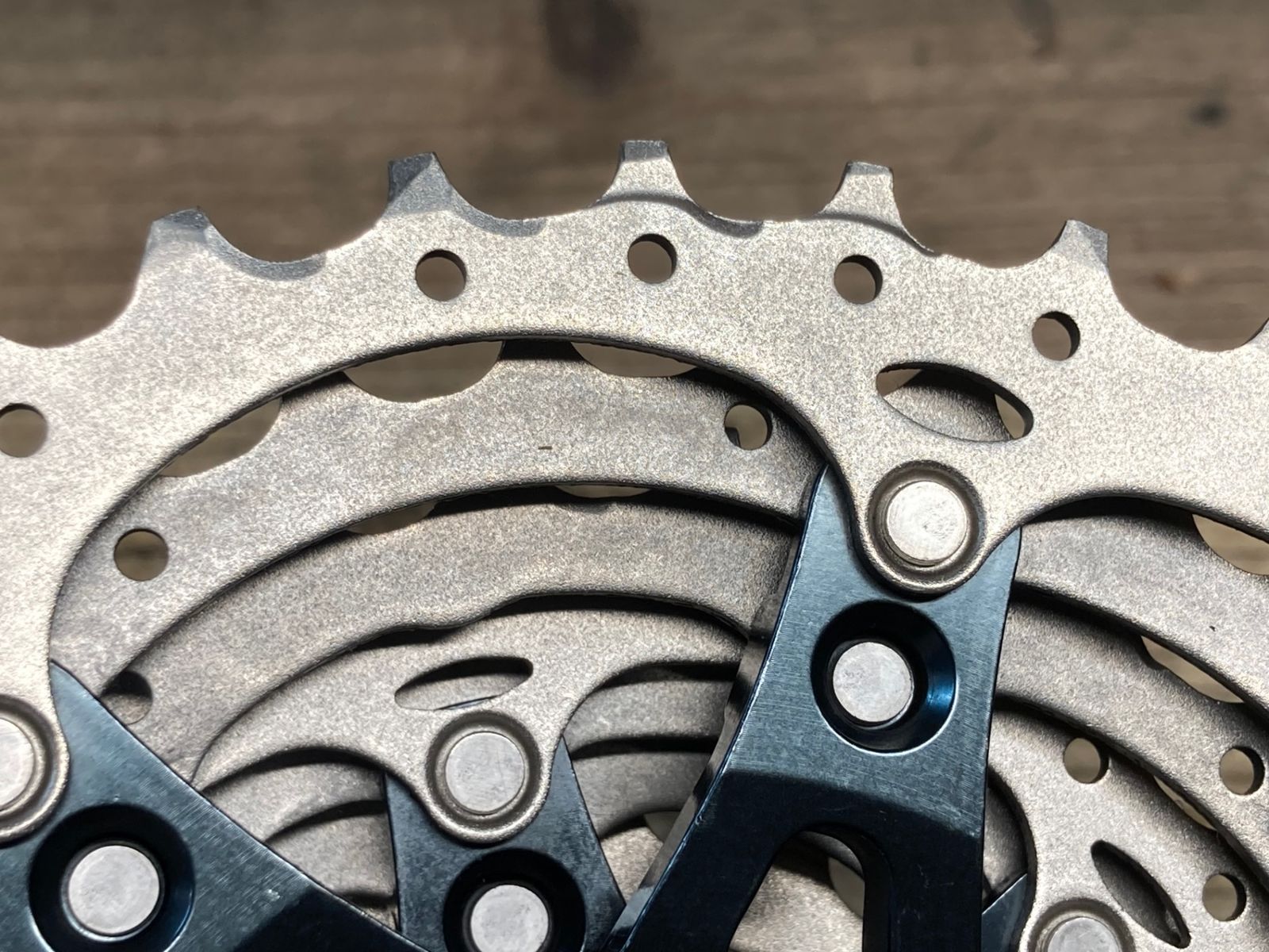 IO610 シマノ SHIMANO CS-HG800-11 スプロケット 11-34T 11S BRIGHTFACE_UK