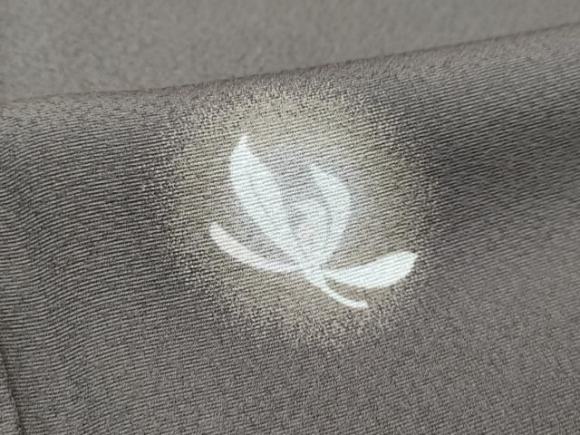 平和屋着物□極上 小紋 舞花文 蛍暈し 金彩 茶鼠色地