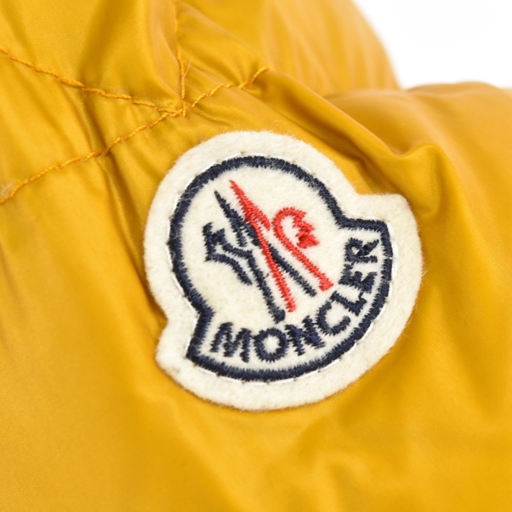 MONCLER (モンクレール) KORUM コラム イエロー ダウンジャケット 132-091-41952-05 - メルカリ