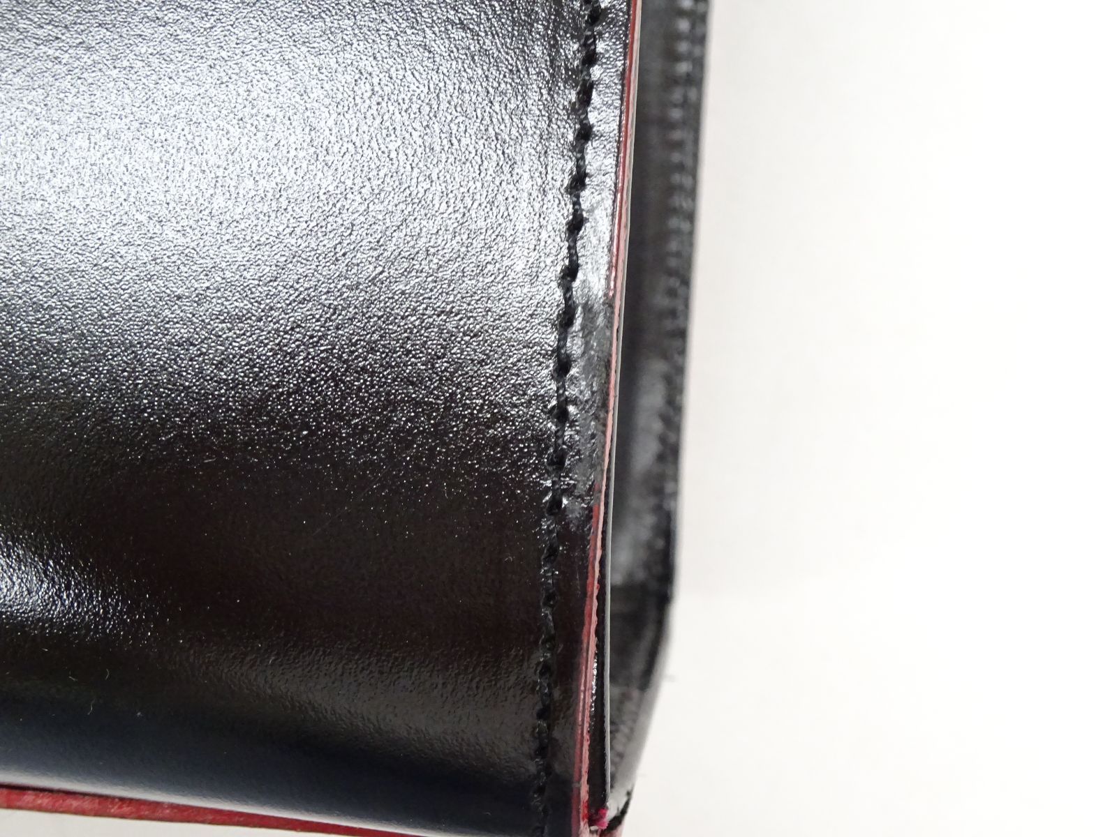 レザー ブラック