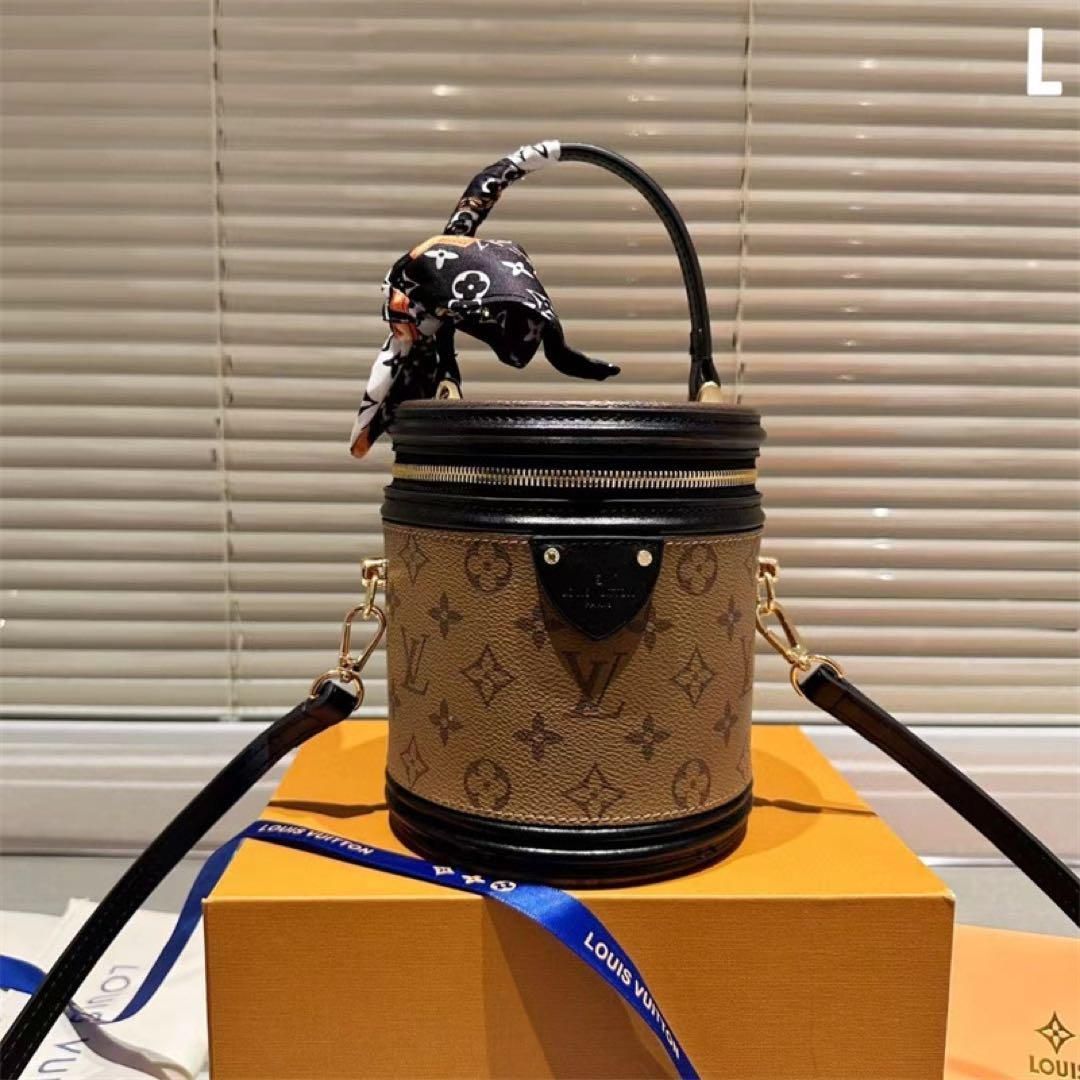 LOUIS VUITTON ルイヴィトン カンヌ 2Wayバッグ（即購入不可） - メルカリ