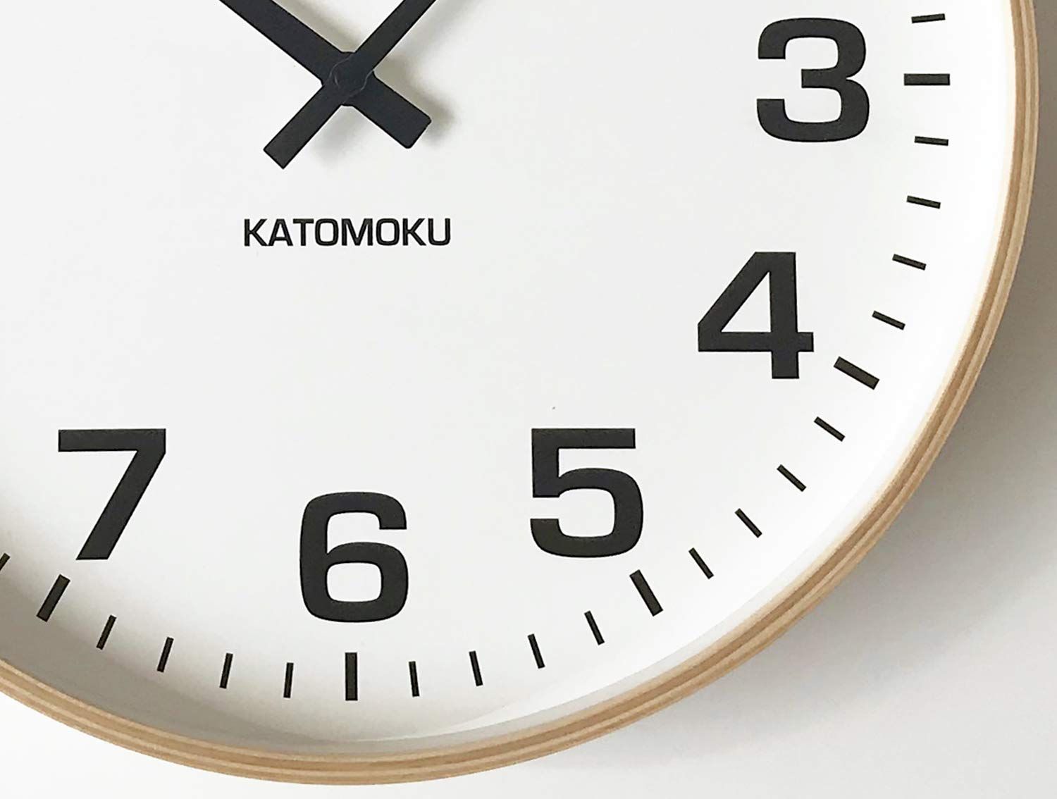 大特価】KATOMOKU plywood wall clock 15 電波時計 スイープ（連続秒針