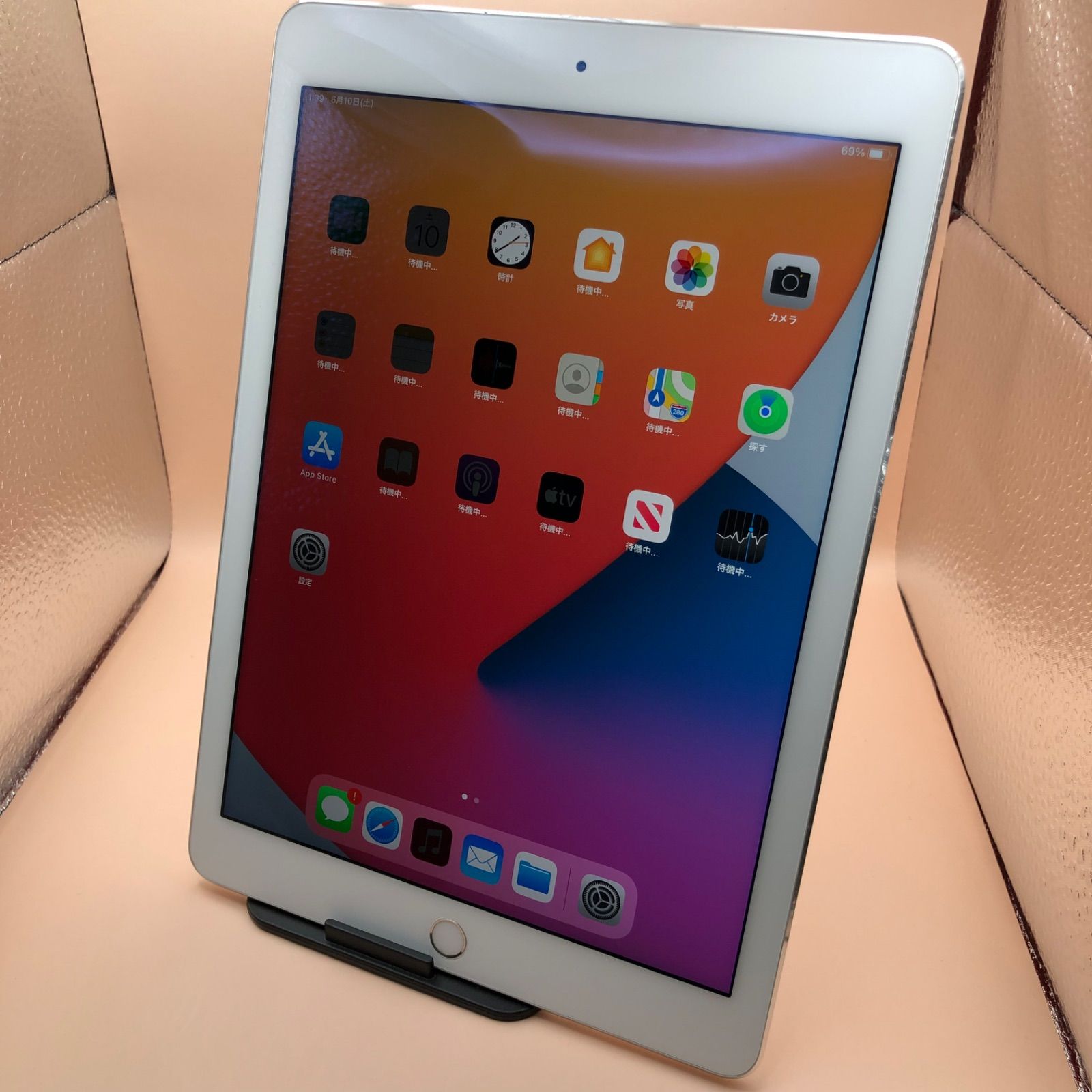 中古品】 Apple iPad Air 2 32GB Silver Wifi版 付属品未使用 - メルカリ