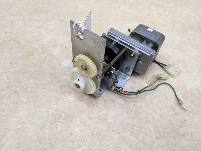 全自動麻雀卓専用パーツ（雀夢 雀豪）中古フタ開閉モーターASSY - メルカリ