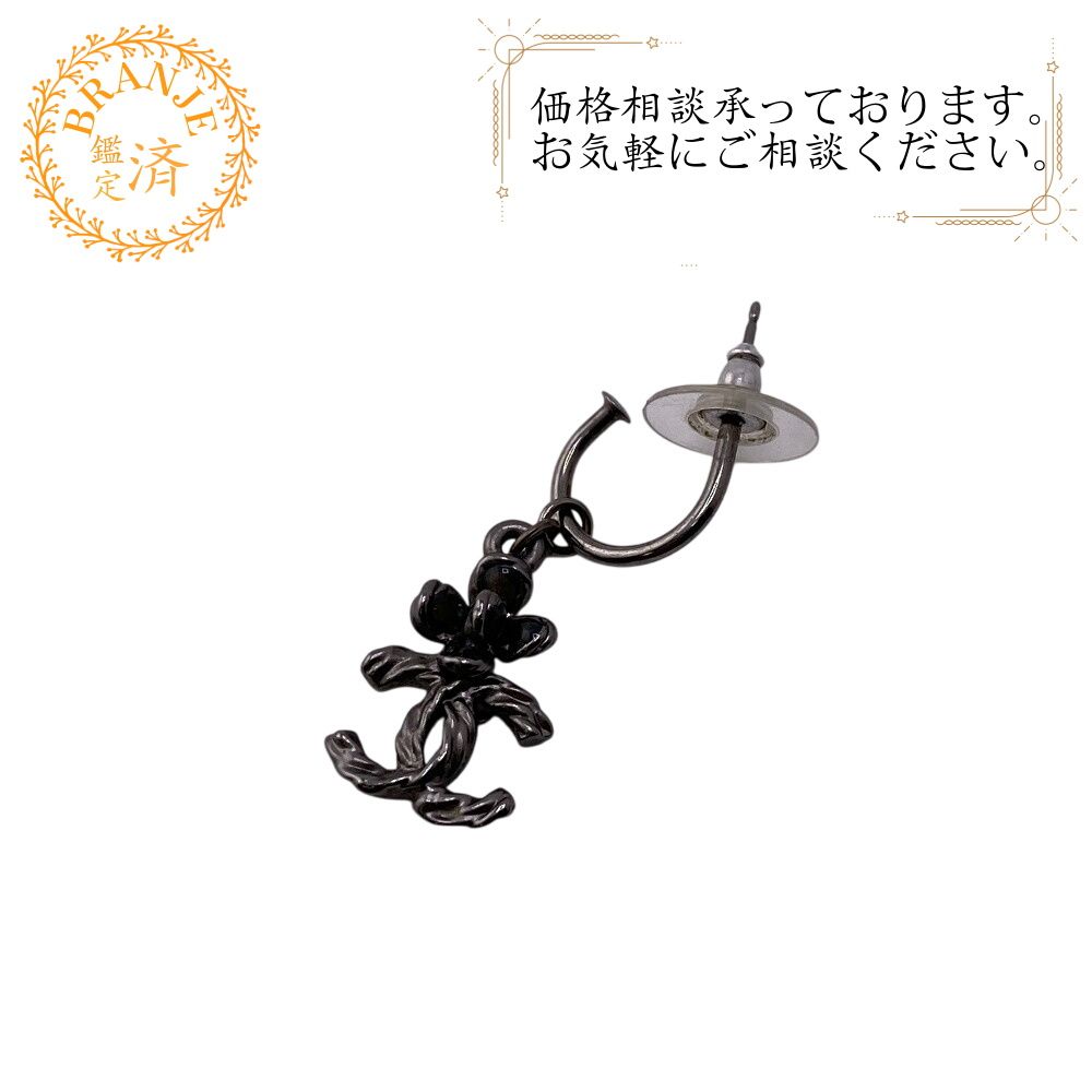 022130 vivienne westwood フープ 立体 オーブ ピアス ヴィヴィアン