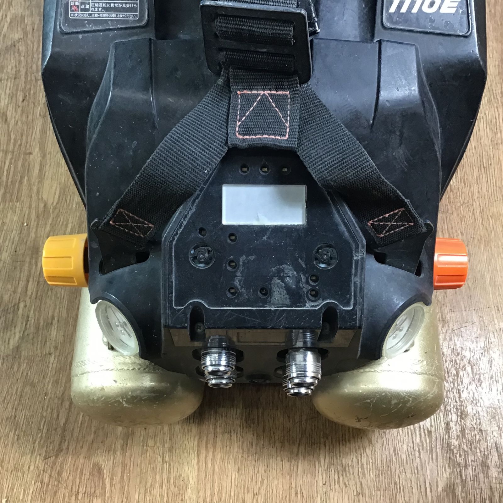 ジャンク品】☆マックス(MAX) エアコンプレッサー AK-HL1110E【岩槻店  