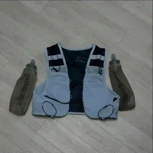patagonia パタゴニア トレイル ベスト ＋ 水槽 セット
