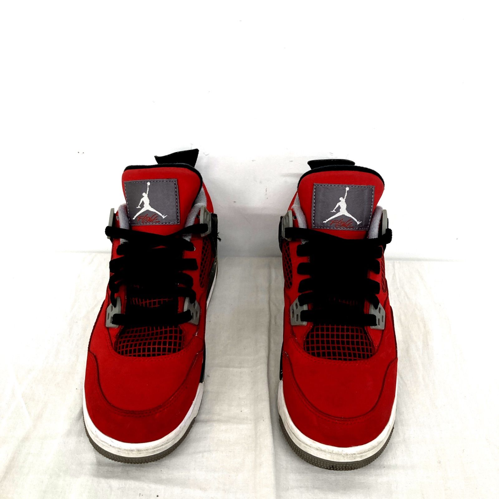 Air jordan hotsell retro 4 toro