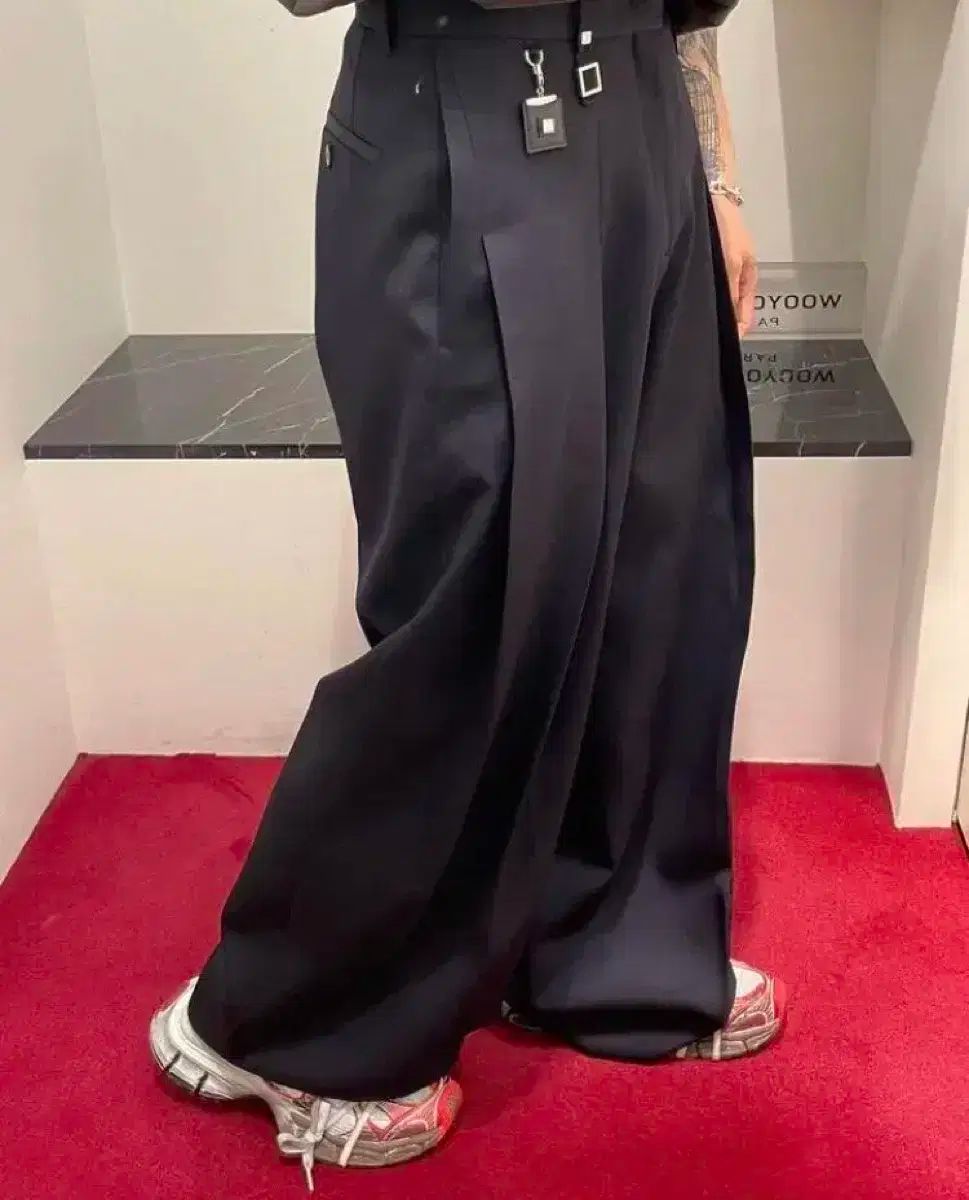  ウーヨンミ ワイド キーリング コットン パンツ 52 サイズ 36 チノパン パンツ