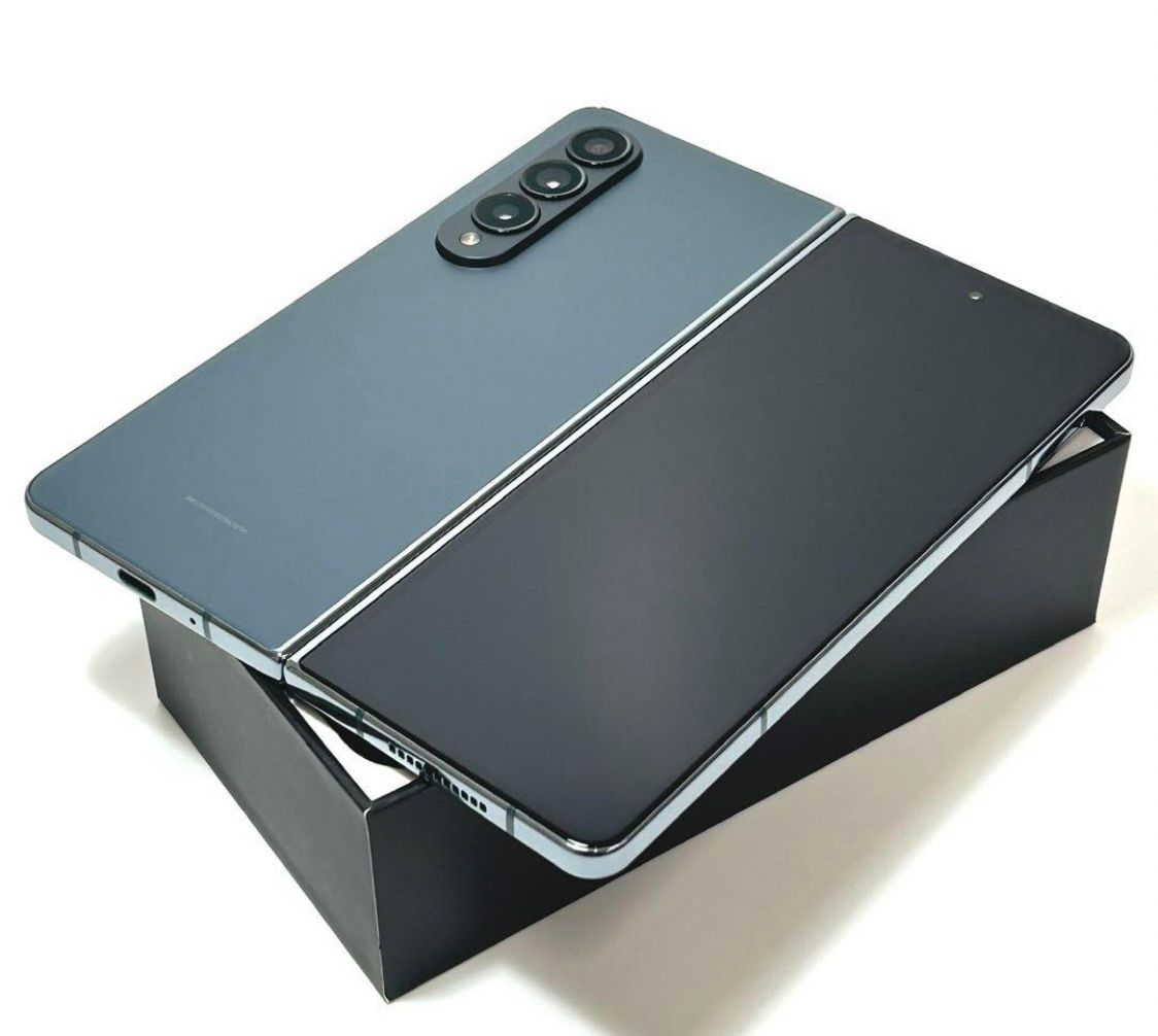 中古】即日発送可Galaxy Z Fold4 SC-55C docomo 256GB ジャンク品