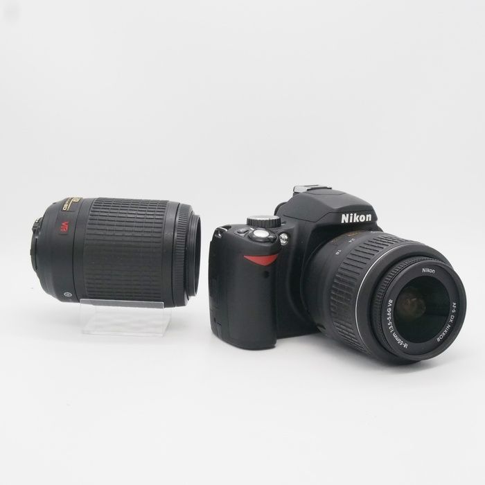 ★デジタル一眼レフカメラ ニコンD60 ダブルズームキット★ Amazon | Nikon デジタル一眼レフカメラ D60 ダブルズームキット D60WZ