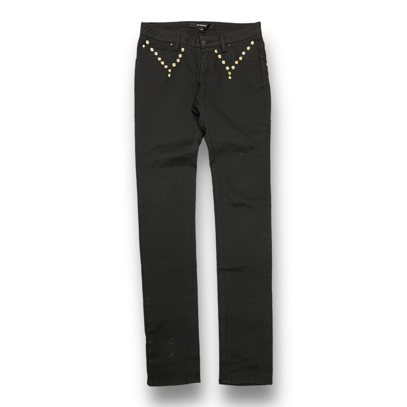GIVENCHY スタッズ付ブラックデニム こわい 