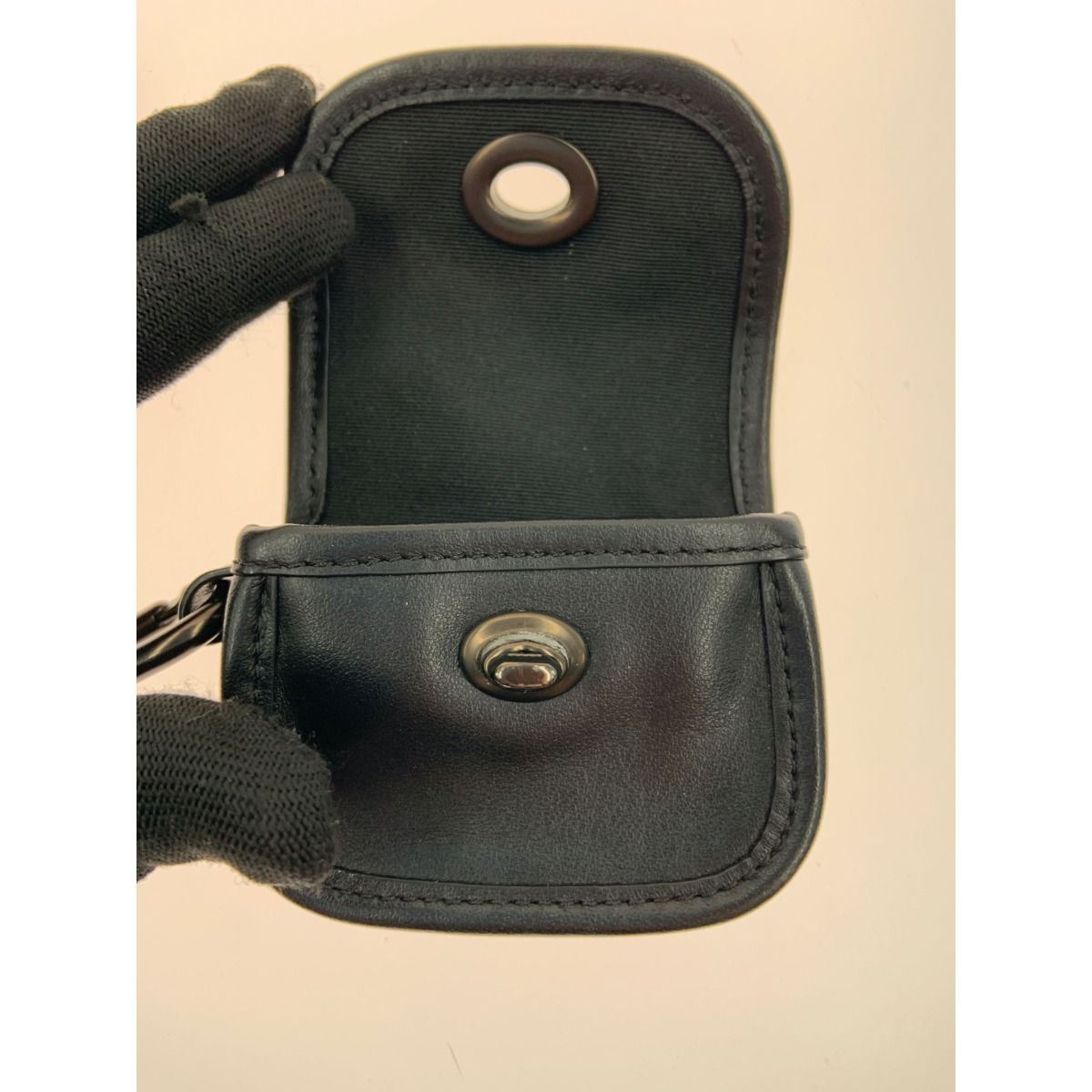 新品未使用 COACH コーチ ヘリテージ ターンロック ミニポーチC3163 新品未使用 COACH コーチ ヘリテージ ターンロック ミニポーチ