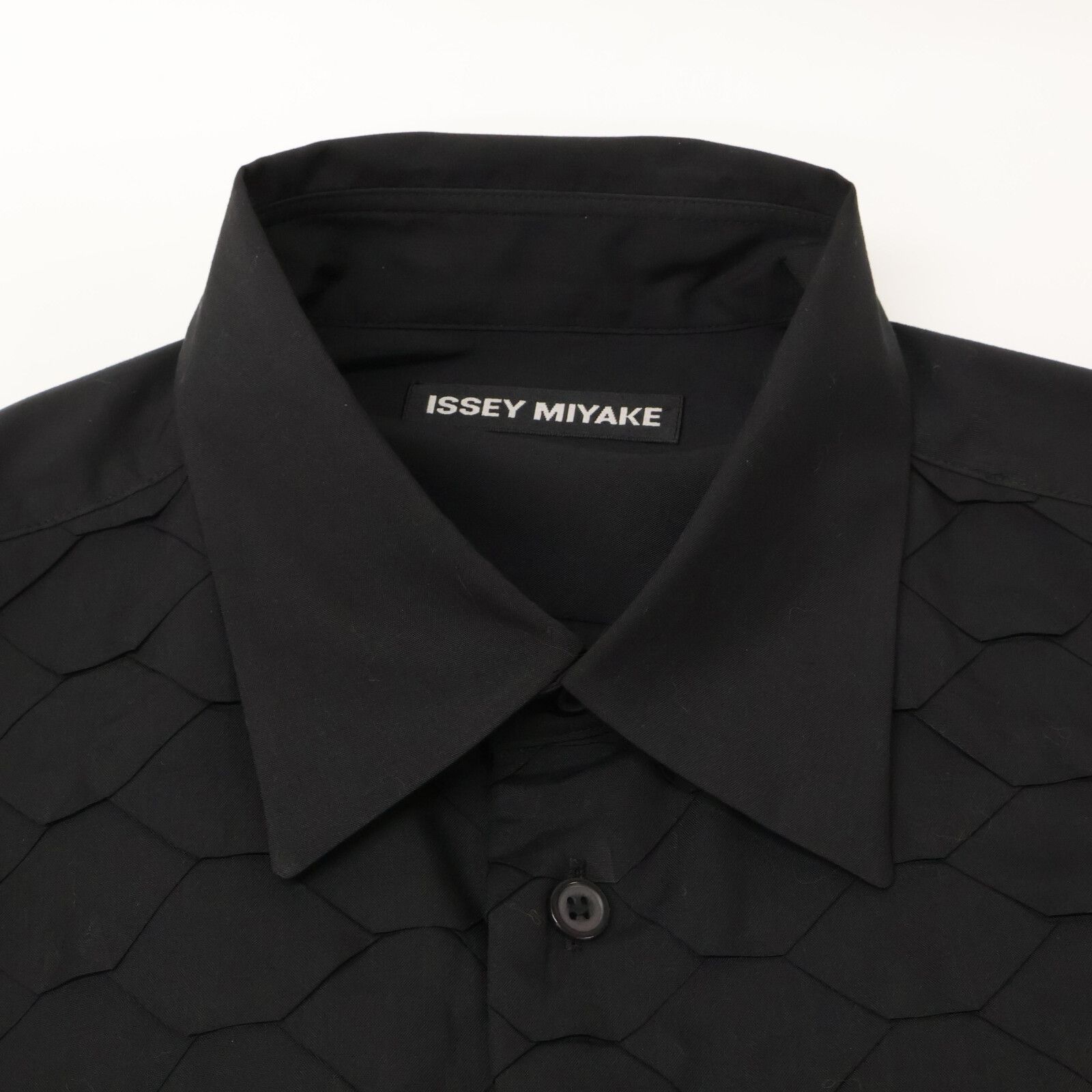 ISSEY MIYAKE イッセイミヤケ ME83FJ009 鱗プリーツ レギュラー