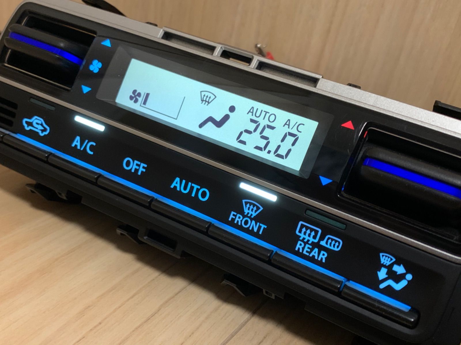 DA17W エブリィワゴン エアコンスイッチ基盤 LED打ち替え品 ６色 