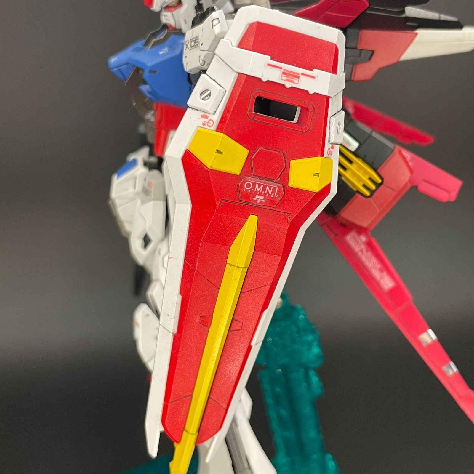 ガンプラ【中古品/全塗装品】 RG 1/144 エールストライク