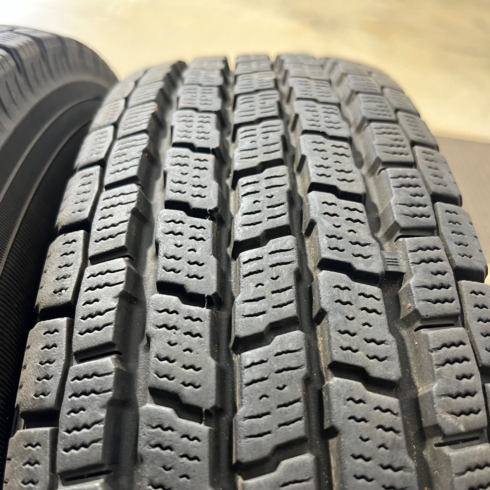 ハイゼット スタッドレスタイヤ