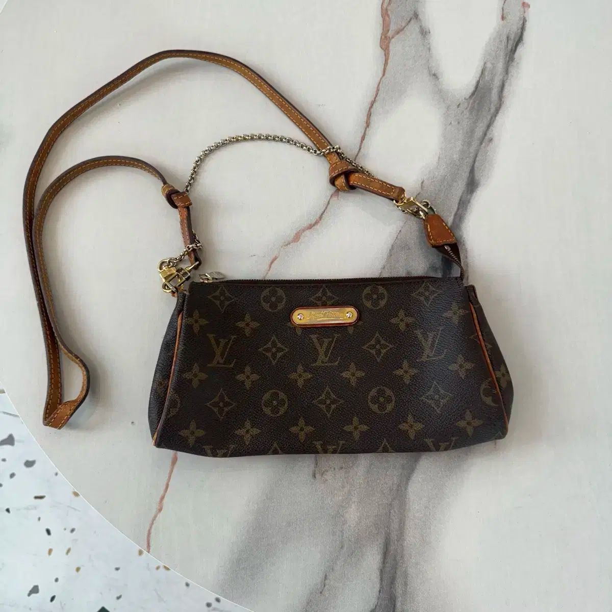 百貨店 Louis Vuitton ルイヴィトン エヴァ ショルダーバッグ