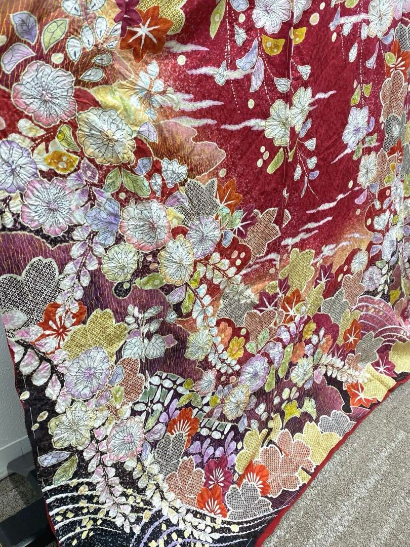 振袖 仮絵羽 銀通し 金彩 紋意匠 絞り 辻が花 正絹 未仕立て品 八掛付き 振袖 仮絵羽 銀通し 絞り 辻が花 紋意匠 正絹 未仕立て品 八掛付き