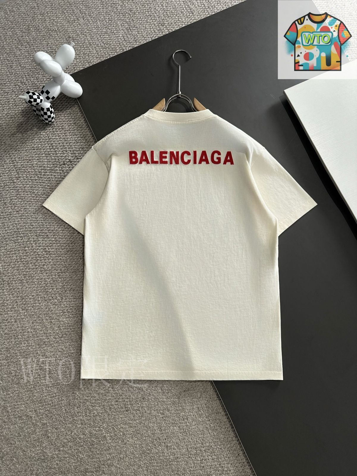 【BALENCIAGA】 特大Tシャツヘザーグレーとイエロー BALENCIAGA バレンシアガ Triple S トリプルS ダッド スニーカー