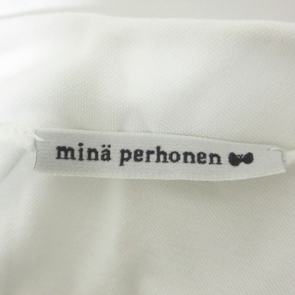 美品 mina perhonen ミナペルホネン terre ちょうちょ 刺〓 ハイネック オフタートル 長袖 Tシャツ カットソー 38 ホワイト レディース 古着 中古 mina perhonen - 美品 mina perhonen ミナペルホネン terre
