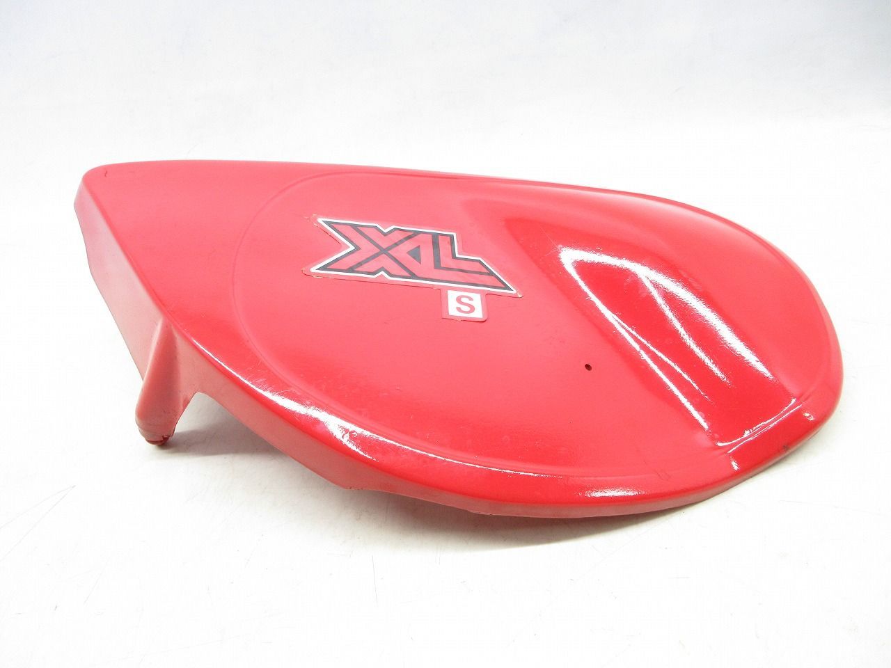 XL50S サイドカバー左