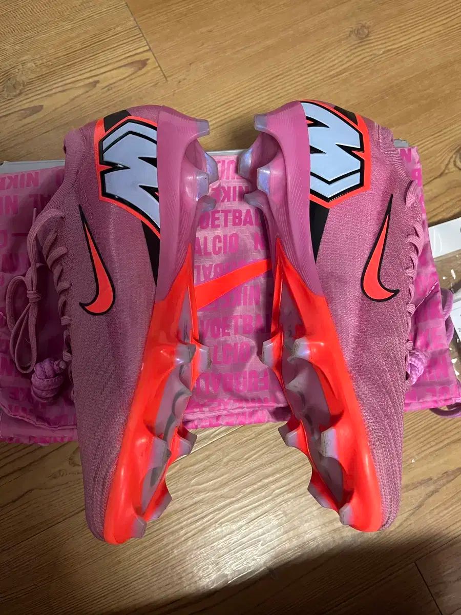 NIKE サッカーシューズ マーキュリアル ベイパー 16 エリート 280